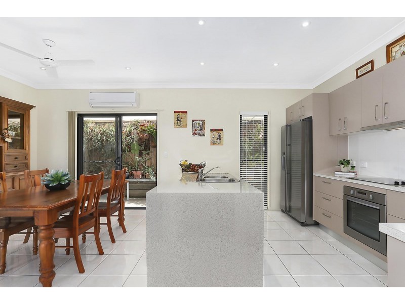 9 Woombye Street, Meridan Plains QLD 4551