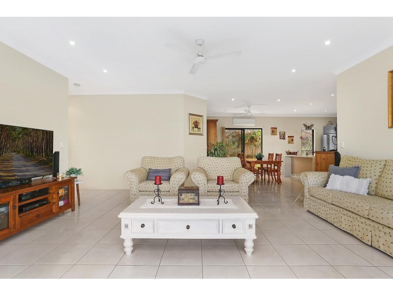 9 Woombye Street, Meridan Plains QLD 4551