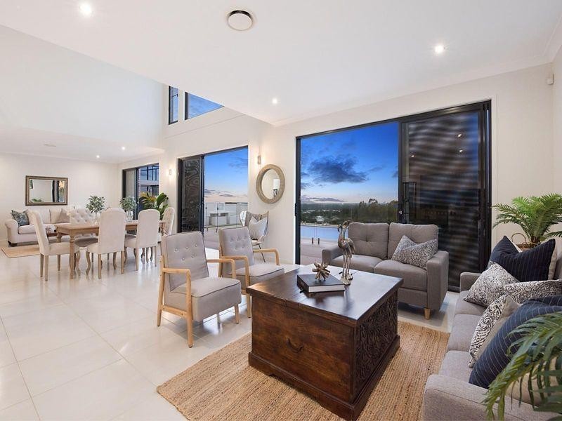 16 Renoso Place, Little Mountain QLD 4551