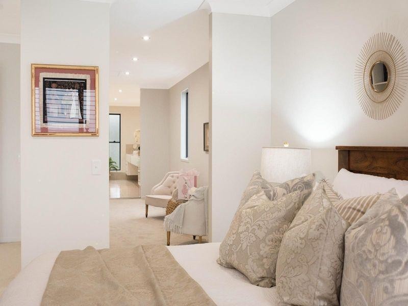 16 Renoso Place, Little Mountain QLD 4551