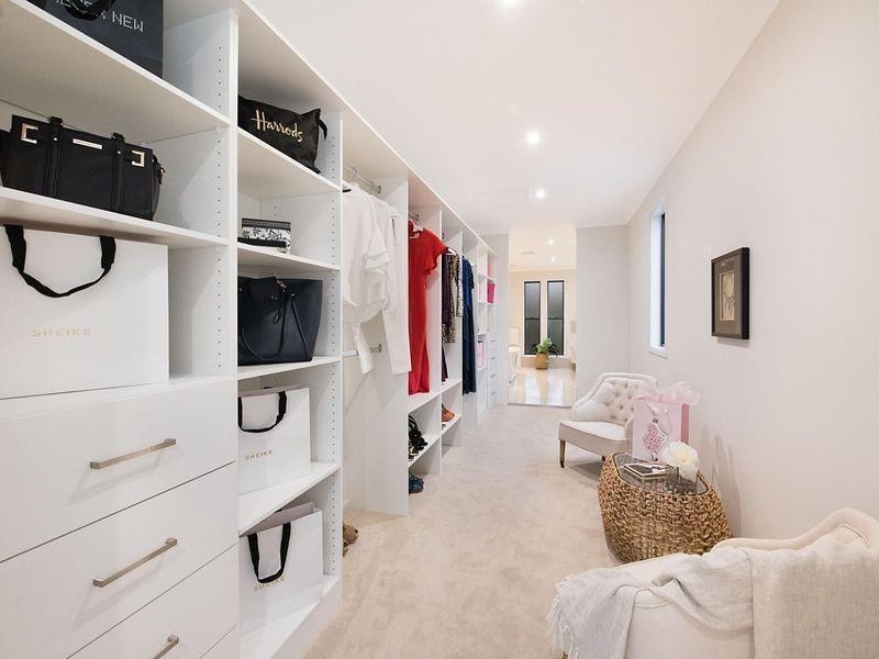 16 Renoso Place, Little Mountain QLD 4551