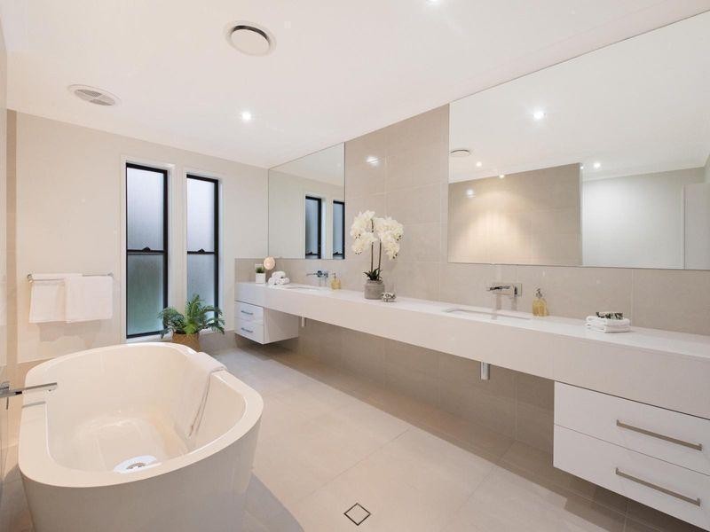 16 Renoso Place, Little Mountain QLD 4551