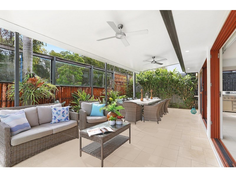 132 Grand Parade, Kawana Island QLD 4575