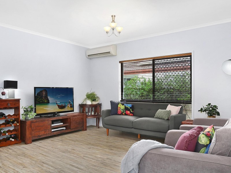 13 Satinash Street, Meridan Plains QLD 4551