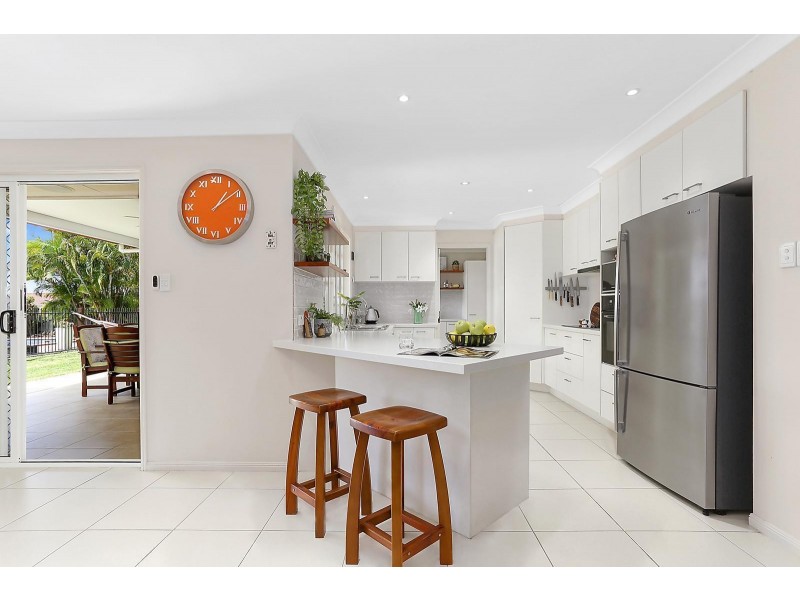 11 Turnbury Street, Little Mountain QLD 4551