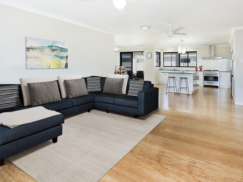 9 Leonie Court, Pelican Waters QLD 4551