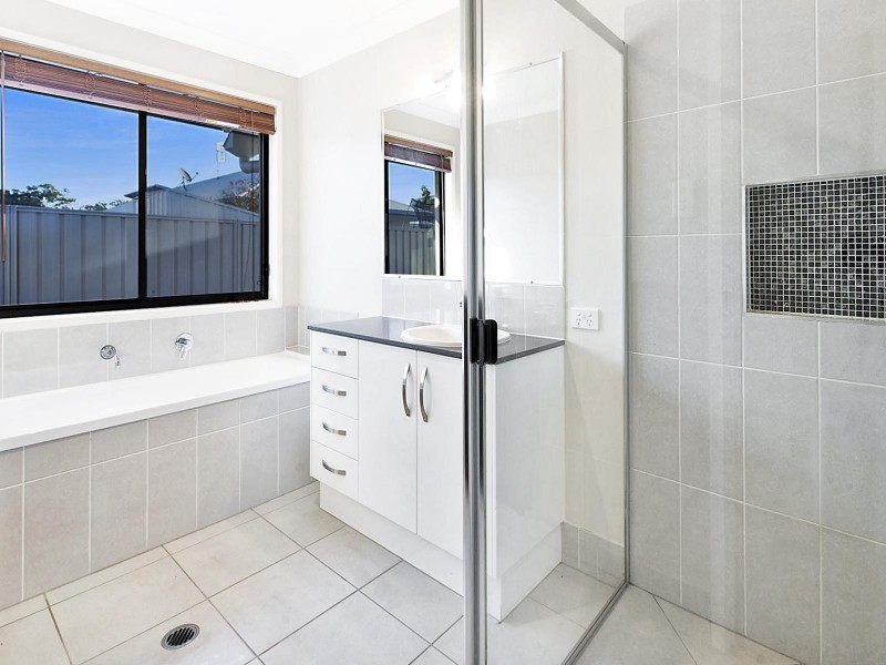 9 Leonie Court, Pelican Waters QLD 4551