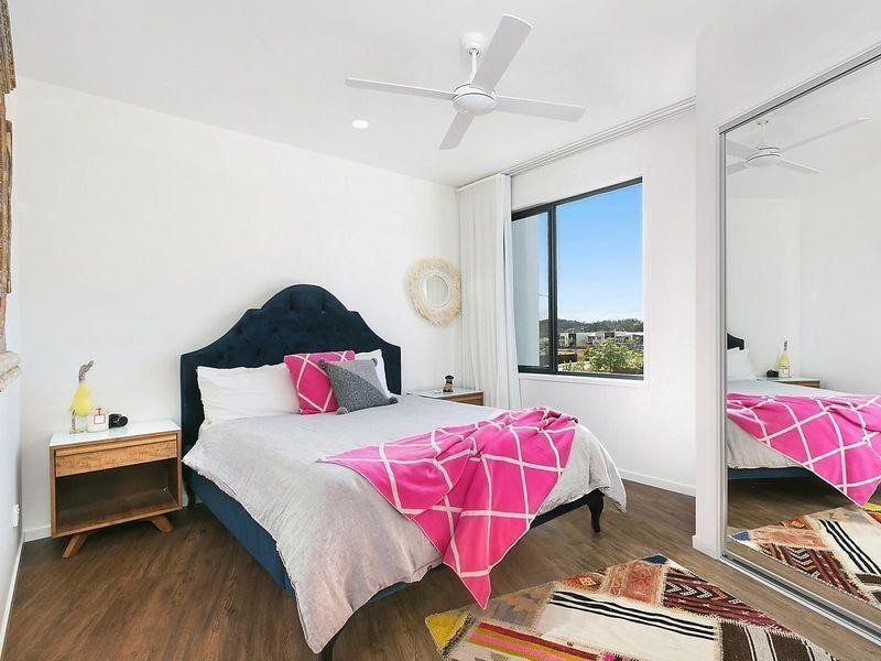 13 Round Bush Crescent, Maroochydore QLD 4558