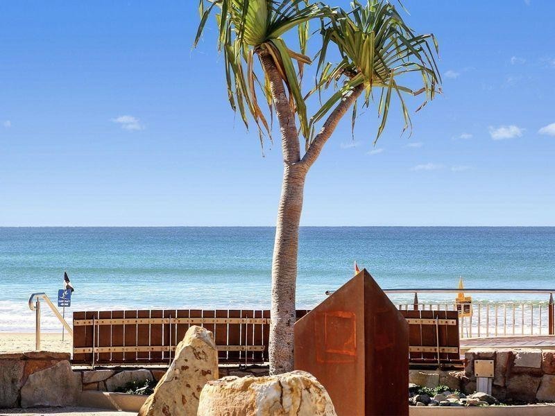 13 Round Bush Crescent, Maroochydore QLD 4558