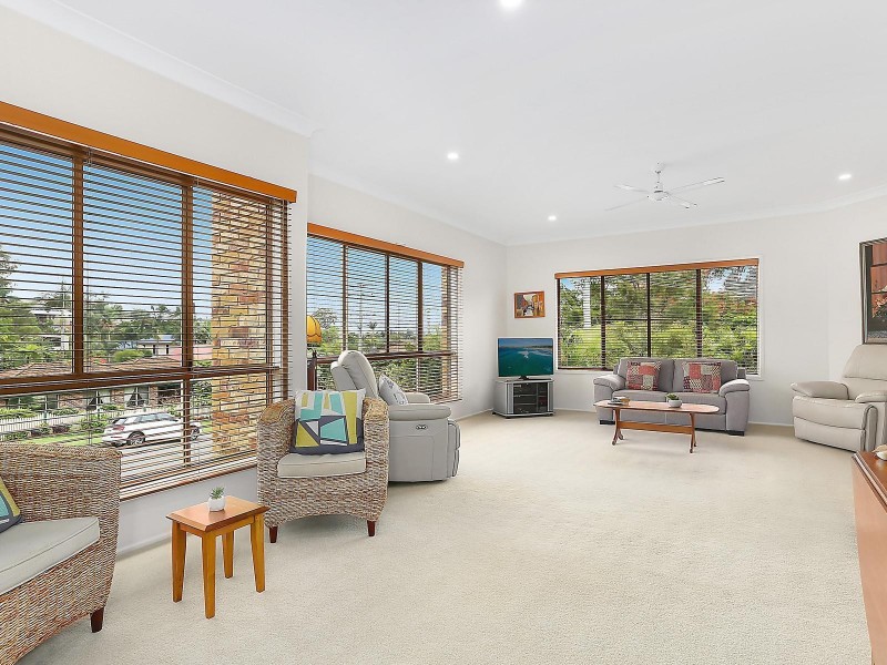 10 Miranda Street, Aroona QLD 4551