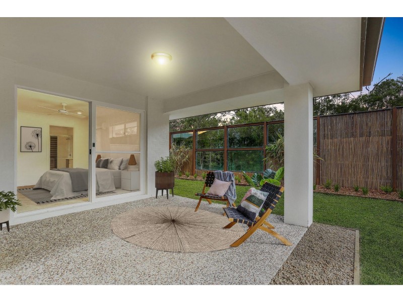 124 Grand Parade, Kawana Island QLD 4575