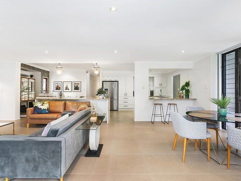 31 Webb Ellis Court, Pelican Waters QLD 4551