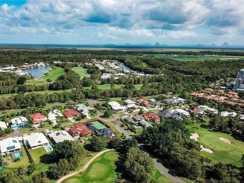 31 Webb Ellis Court, Pelican Waters QLD 4551