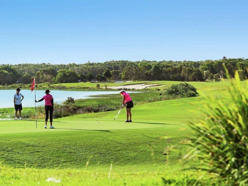 31 Webb Ellis Court, Pelican Waters QLD 4551