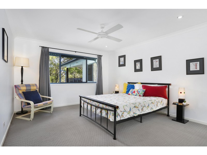 13 Sunset Drive, Little Mountain QLD 4551