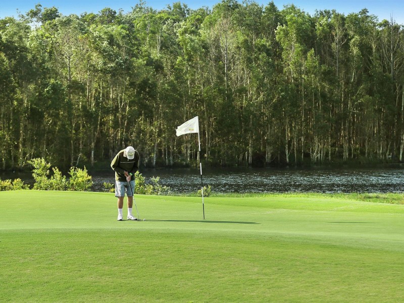 69 Mahogany Drive, Pelican Waters QLD 4551