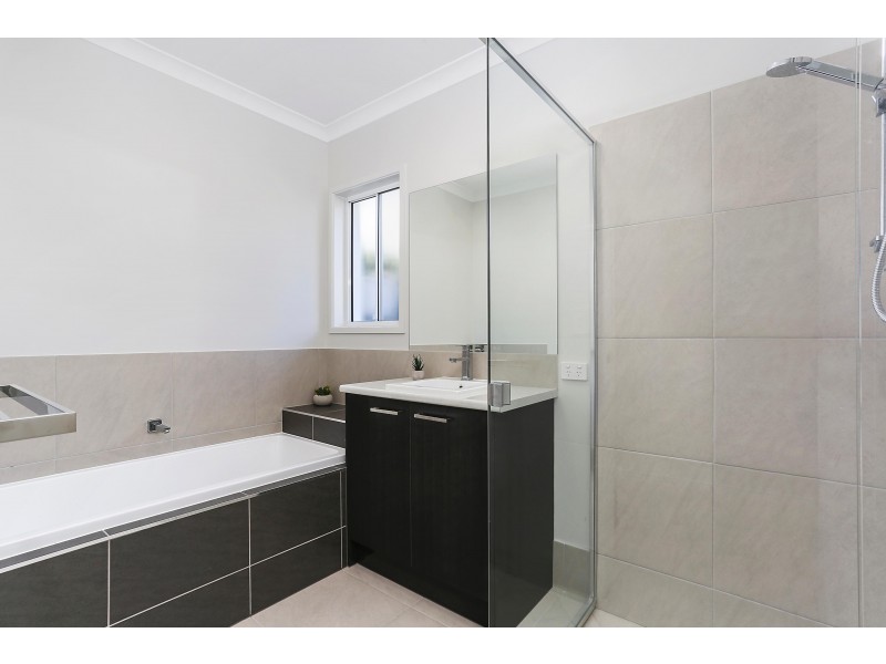 81 Haslewood Crescent, Meridan Plains QLD 4551