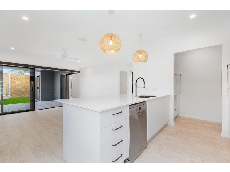 41 Leslie Crescent, Caloundra West QLD 4551