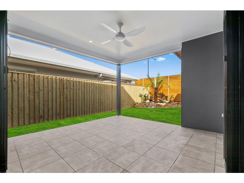 41 Leslie Crescent, Caloundra West QLD 4551