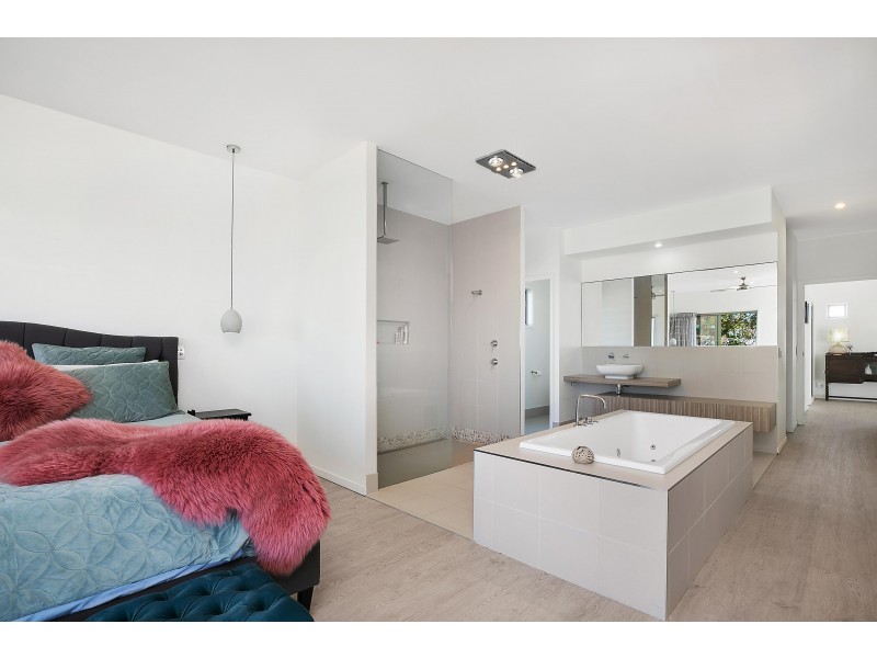 9 Dicky Beach Close, Dicky Beach QLD 4551