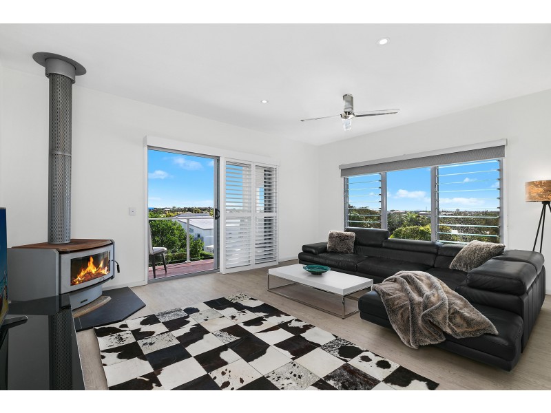 9 Dicky Beach Close, Dicky Beach QLD 4551