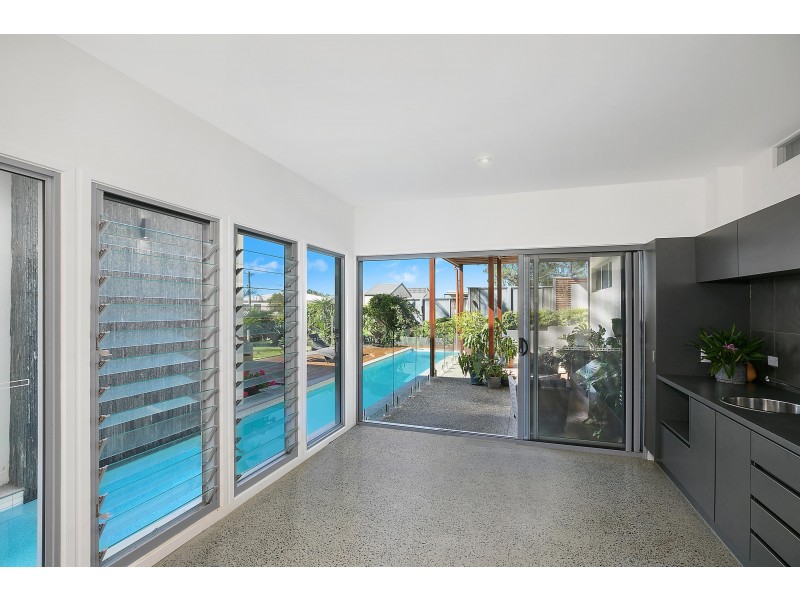 9 Dicky Beach Close, Dicky Beach QLD 4551