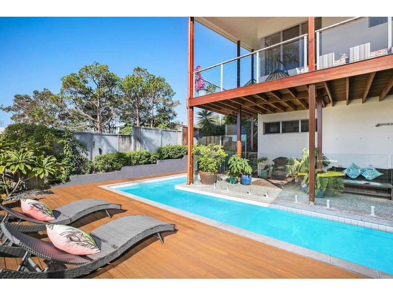 9 Dicky Beach Close, Dicky Beach QLD 4551