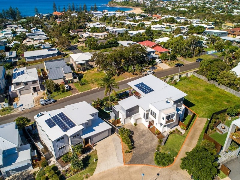 9 Dicky Beach Close, Dicky Beach QLD 4551