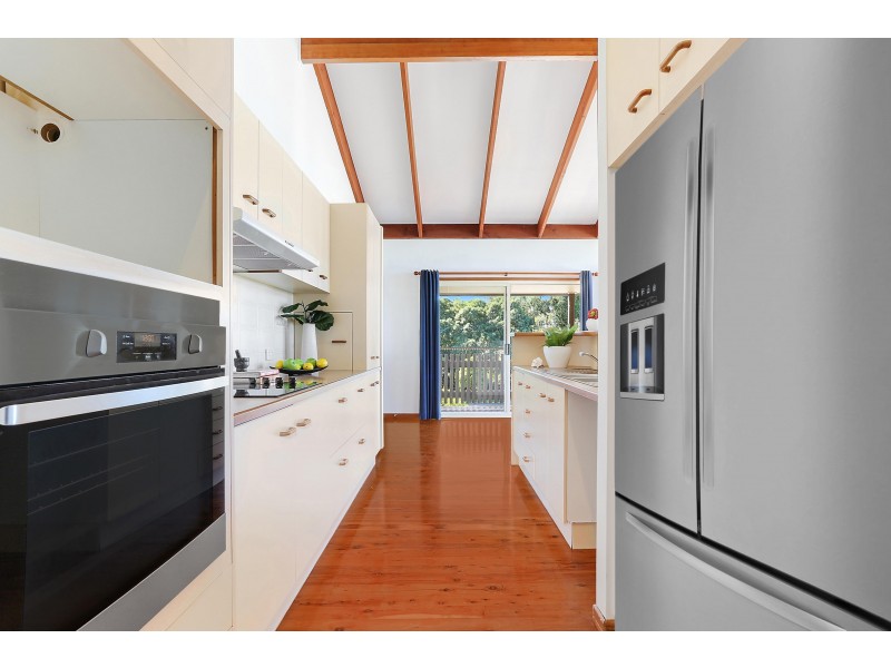 57 Currimundi Road, Currimundi QLD 4551