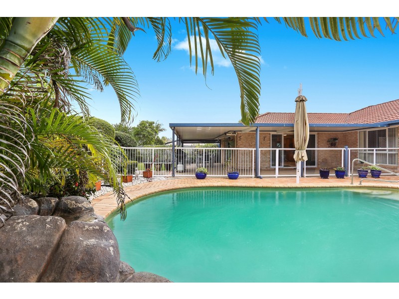 30 Bellevue Drive, Little Mountain QLD 4551