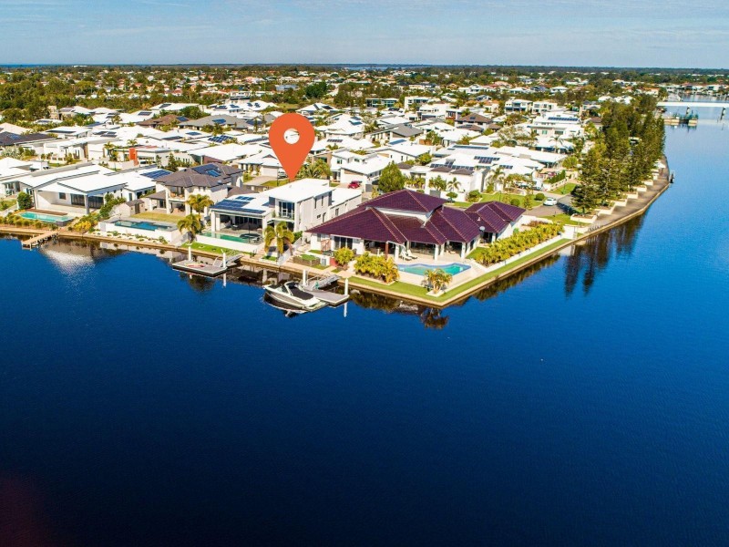 67 Bellanboe Circuit, Pelican Waters QLD 4551