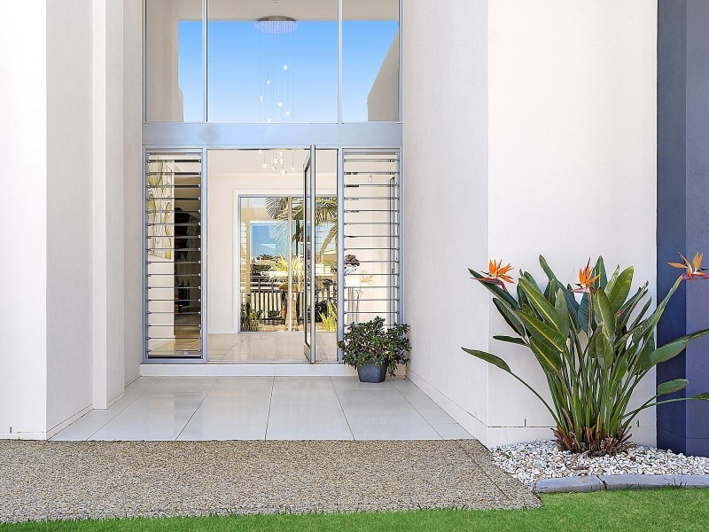 67 Bellanboe Circuit, Pelican Waters QLD 4551