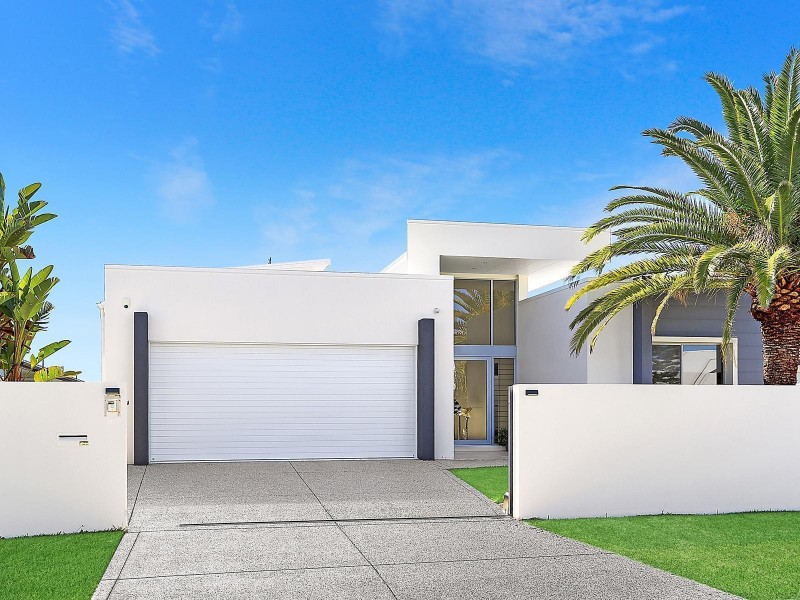 67 Bellanboe Circuit, Pelican Waters QLD 4551