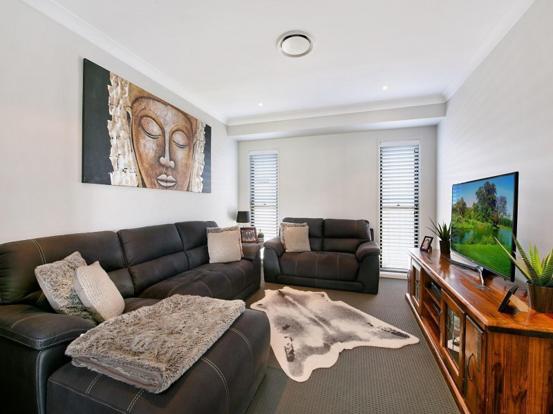 12 Sylvie Street, Pelican Waters QLD 4551