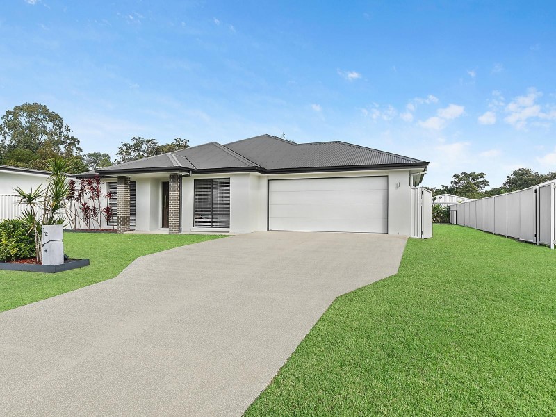 12 Sylvie Street, Pelican Waters QLD 4551