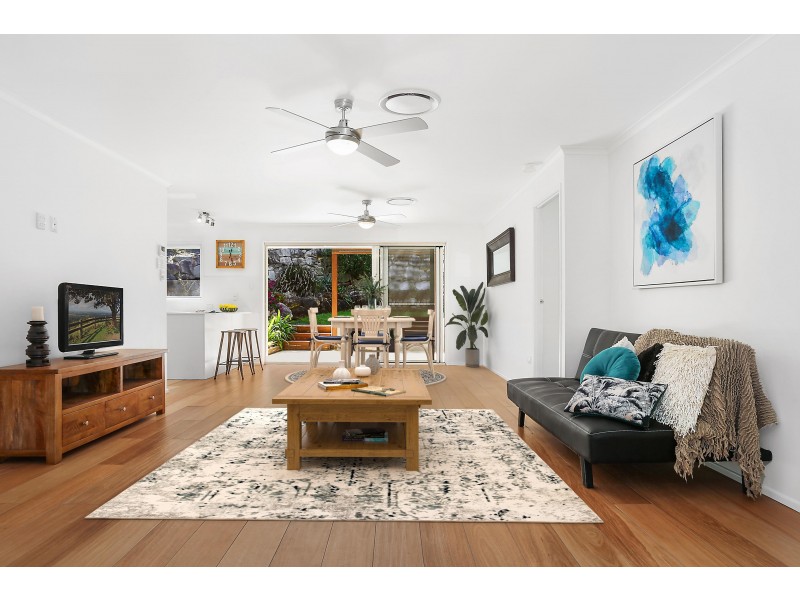 9 Lancewood Street, Little Mountain QLD 4551