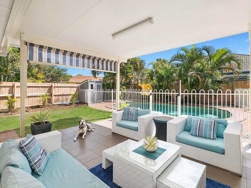 18 Kalowendha Avenue, Pelican Waters QLD 4551