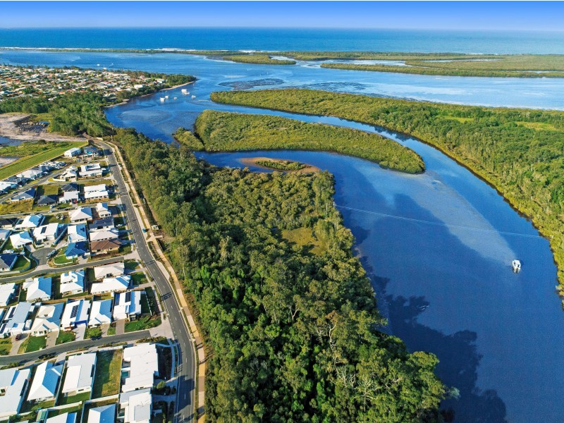 67 Sovereign Circuit, Pelican Waters QLD 4551