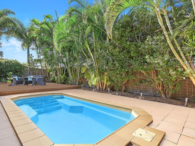 9 Kamala Place, Meridan Plains QLD 4551