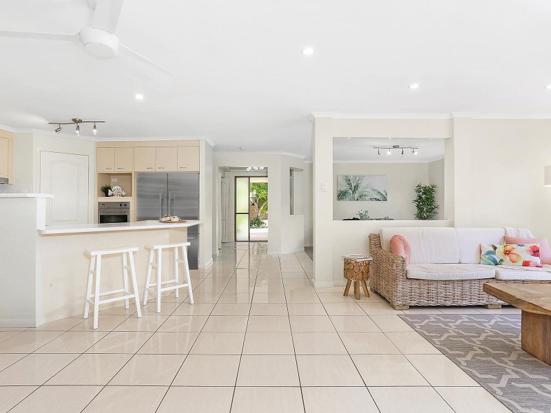 9 Kamala Place, Meridan Plains QLD 4551