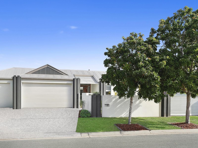 5 Barbuda Circuit, Kawana Island QLD 4575