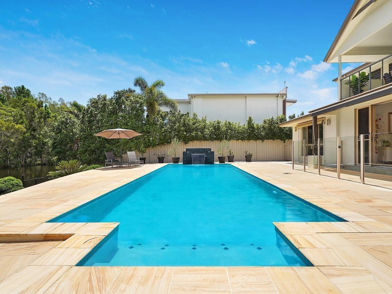 16 Campbellville Circuit, Pelican Waters QLD 4551