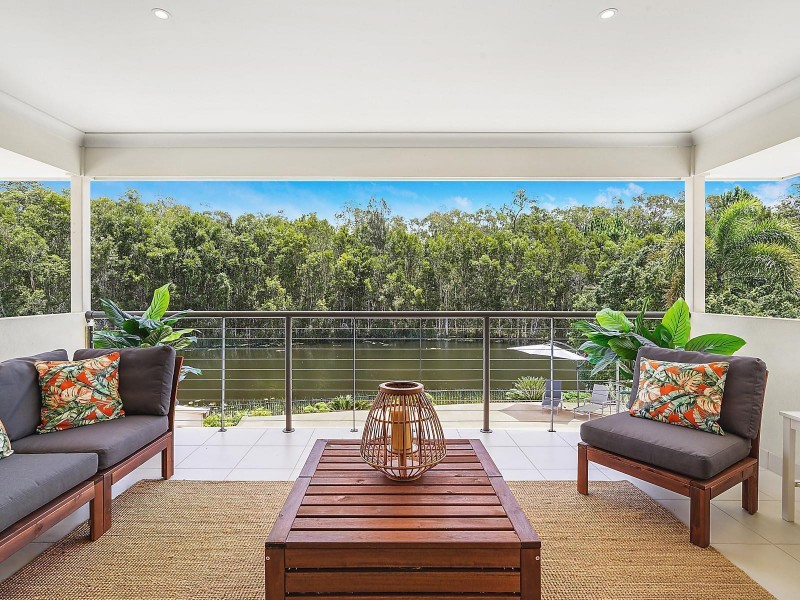 16 Campbellville Circuit, Pelican Waters QLD 4551