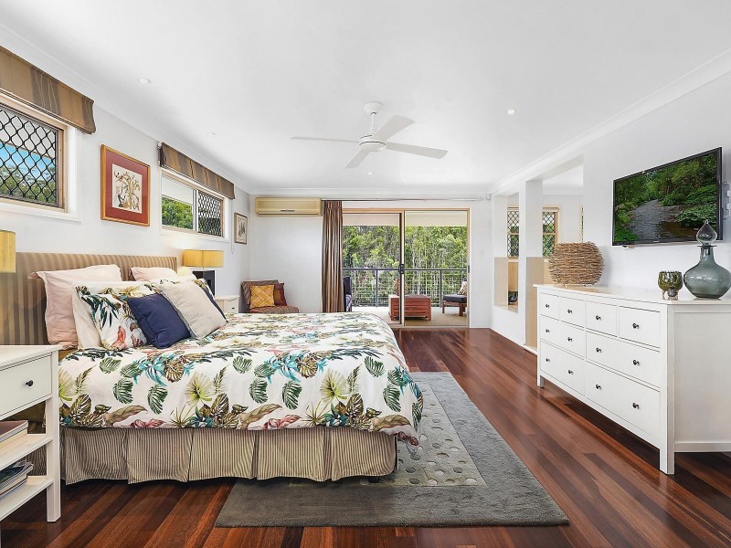 16 Campbellville Circuit, Pelican Waters QLD 4551