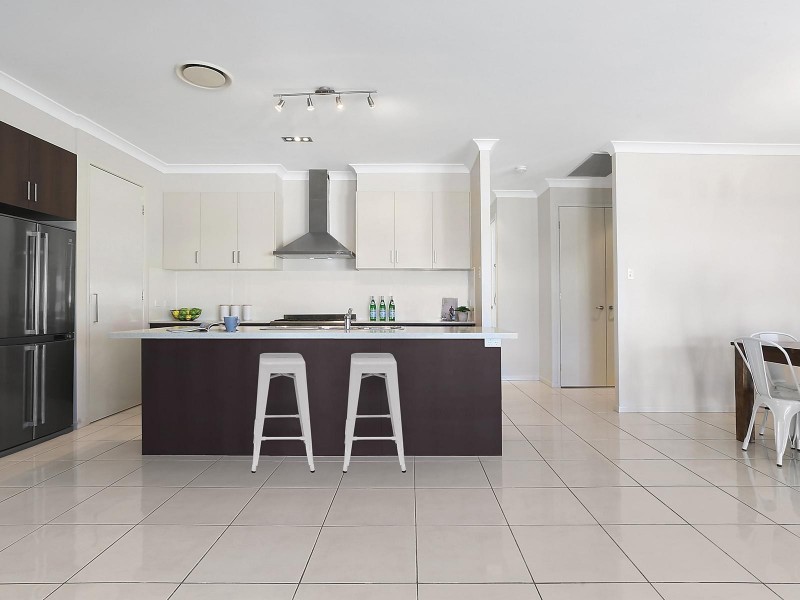 2 Stephen Burton Way, Pelican Waters QLD 4551