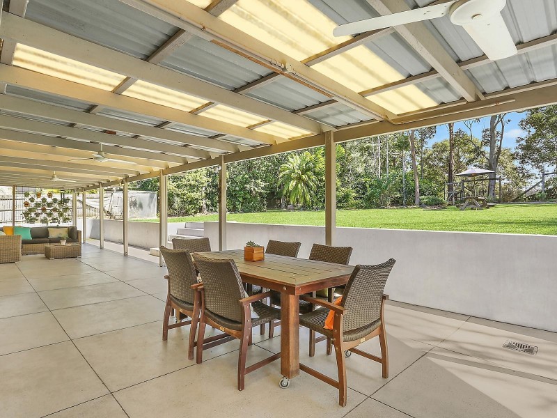 10 Flamingo Street, Little Mountain QLD 4551