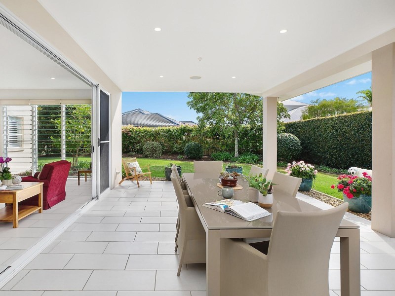 6 Jersey Place, Kawana Island QLD 4575