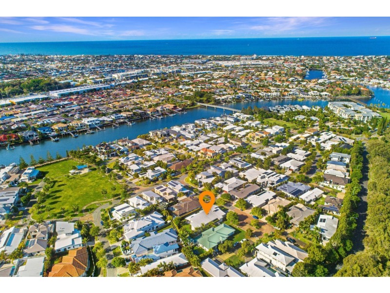 6 Jersey Place, Kawana Island QLD 4575