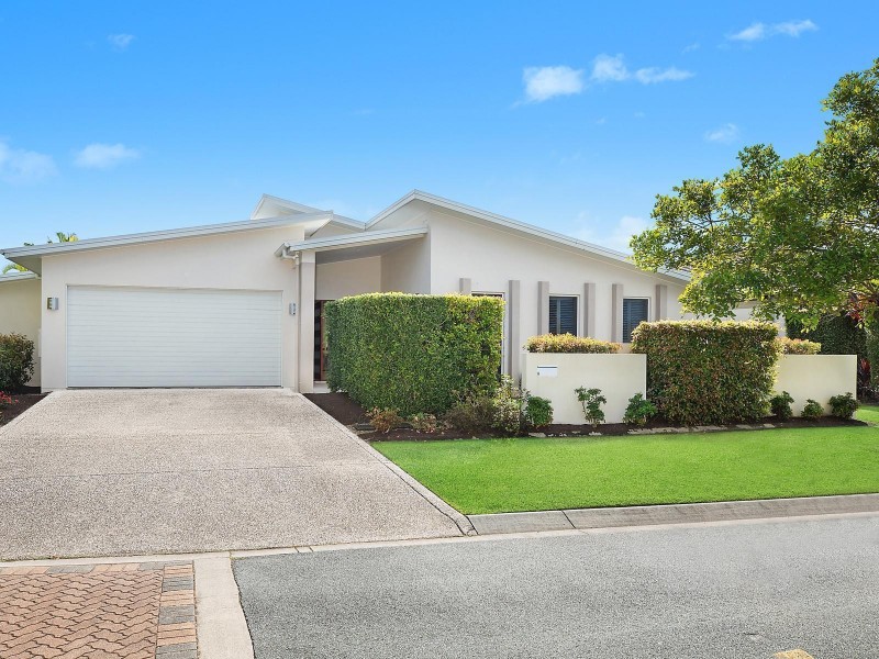 6 Jersey Place, Kawana Island QLD 4575