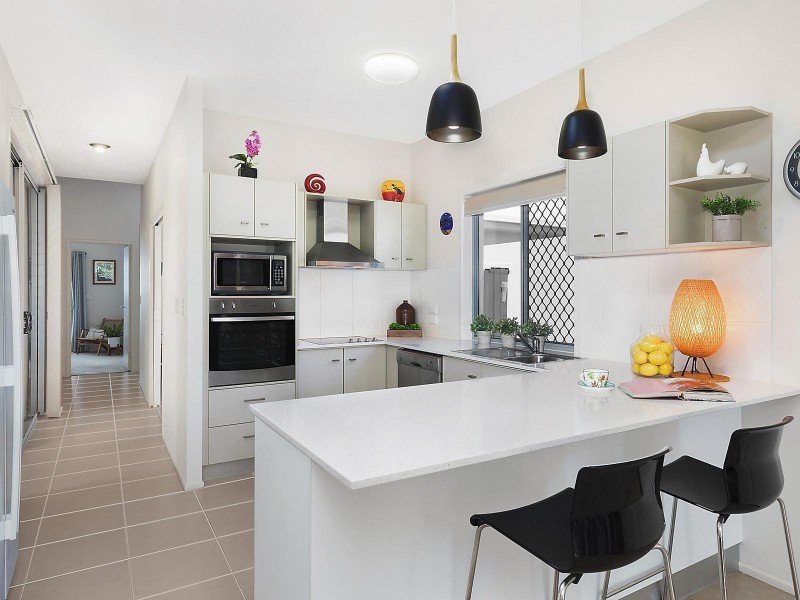 96/239 Kawana Way, Kawana Island QLD 4575